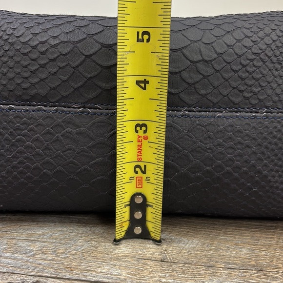 Dooney & Bourke Leather Logo Lock Shoulder Bag - Picture 16 of 16